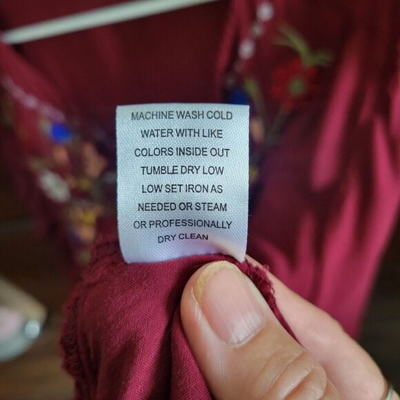 Grand & Green w/Love woman's boho embroidered top XL Rayon Floral Cottage - Picture 5 of 9